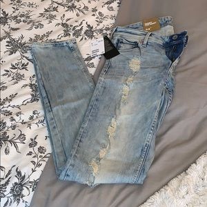 NWT H and M skinny low waist ripped denim